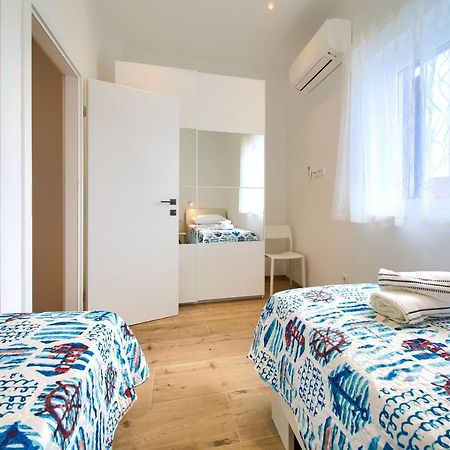 Apartman Placa Нивице Екстериор снимка