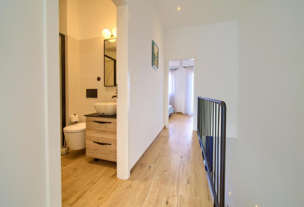 Apartman Placa Нивице Екстериор снимка